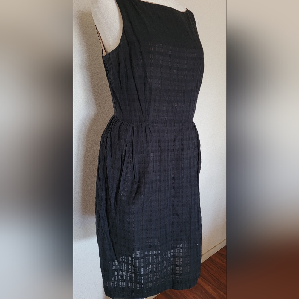 Dress - Picture 5 of 6